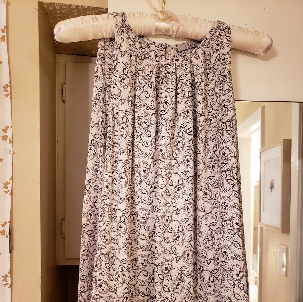Sleeveless Blouse